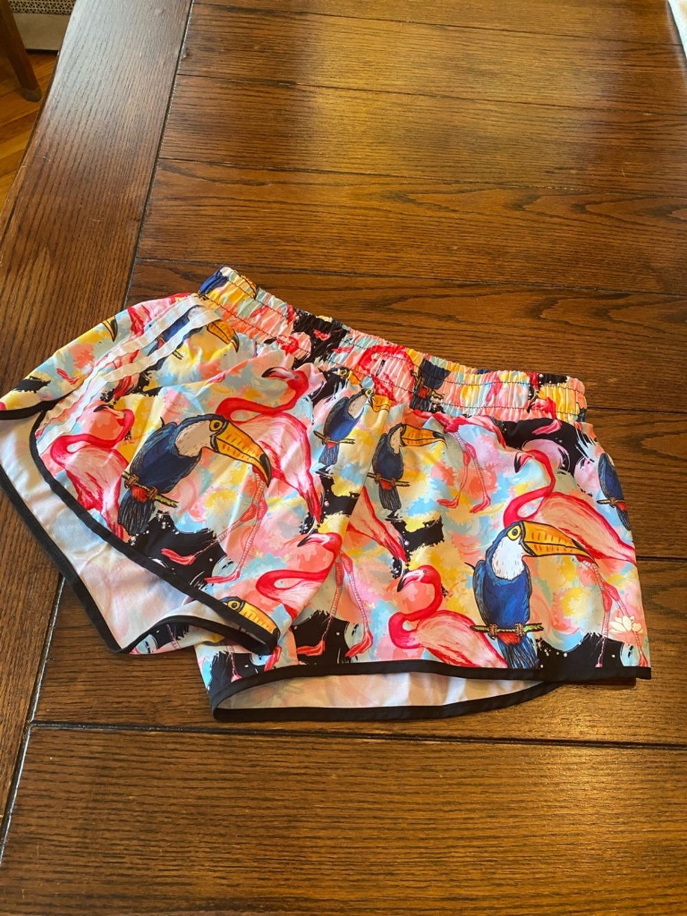 Flamingo Tuscan Elastic Shorts "large" 14"W x 12"L - has stretch